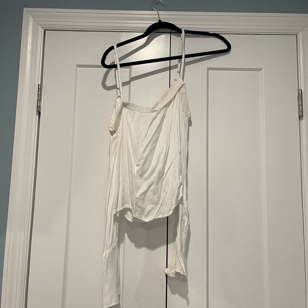 White cropped bell bottom arm long sleeve top!